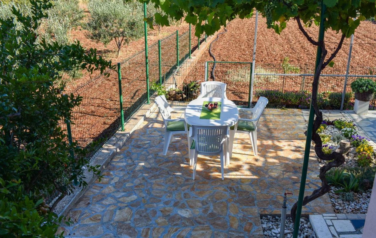 Guest House Pelja Plano Extérieur photo