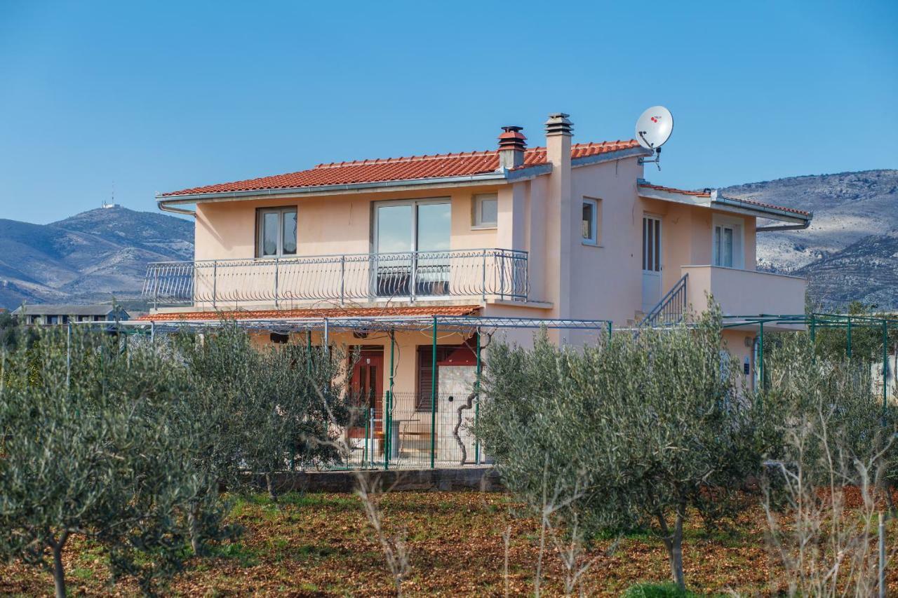 Guest House Pelja Plano Extérieur photo