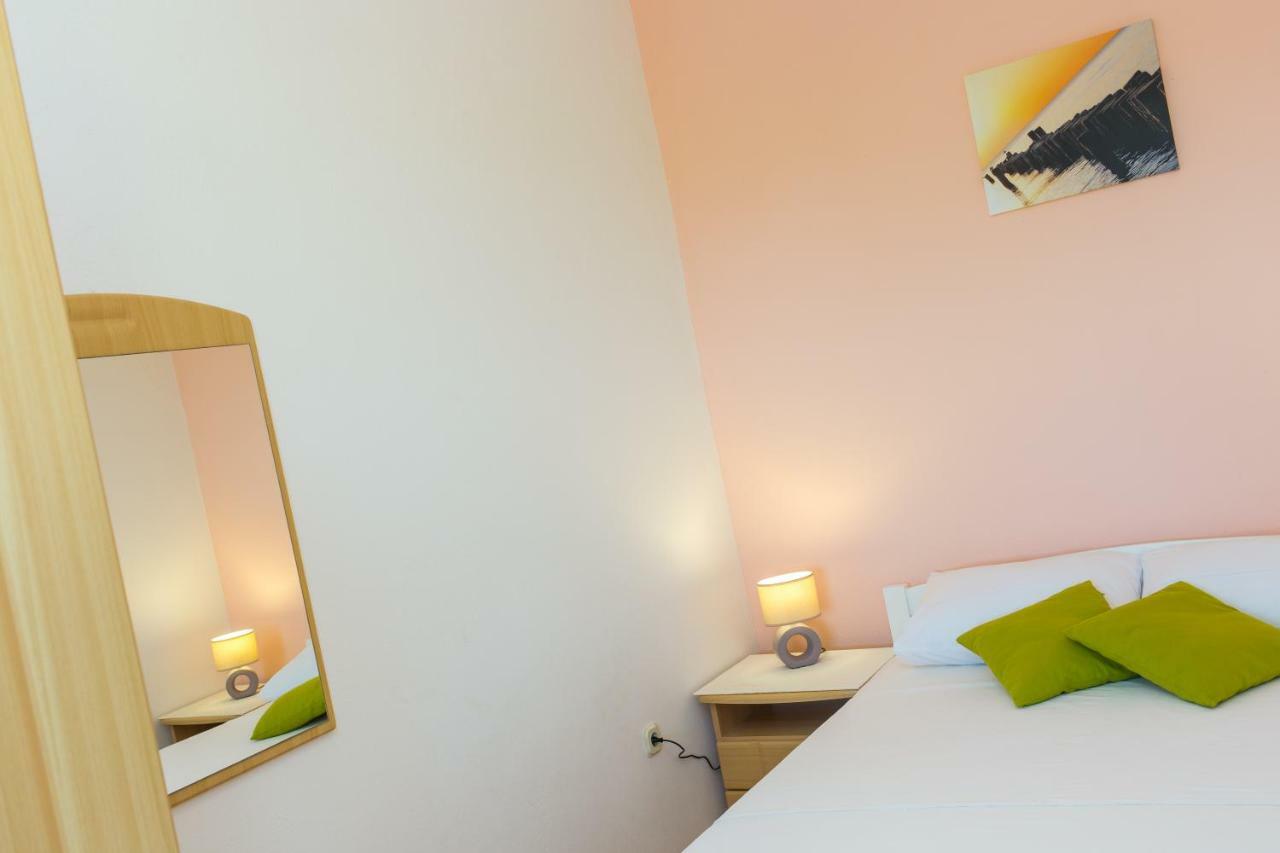 Guest House Pelja Plano Extérieur photo